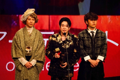 Mrs. GREEN APPLEが最優秀アーティスト賞、Creepy Nutsや藤井 風、YOASOBIらも主要部門を受賞した『MUSIC AWARDS JAPAN』2日目