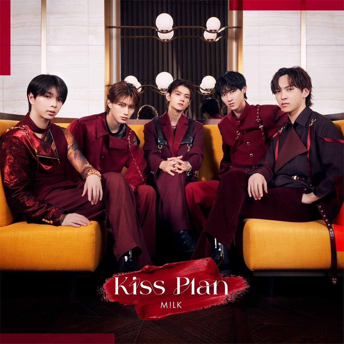 M!LK、新曲「Kiss Plan」の世界観を表現したスペシャルな場所から