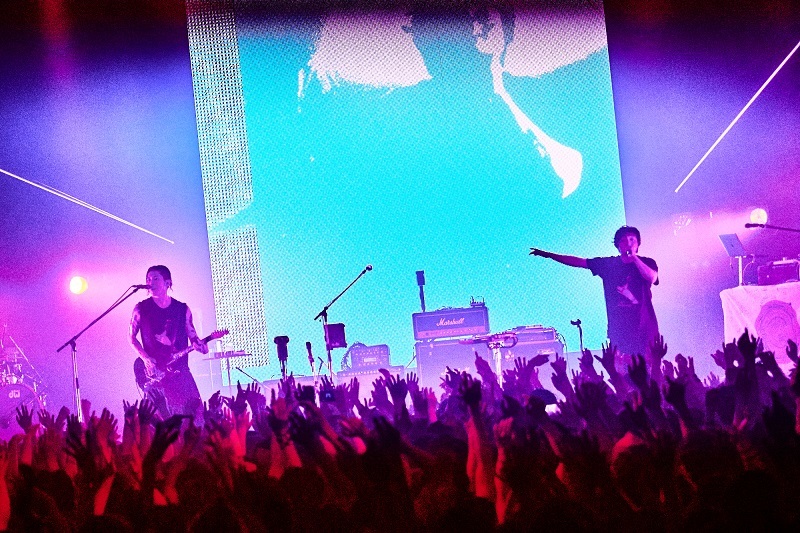 『MIYAVI 15th Anniversary Live “NEO TOKYO 15”』2017.6.29新木場STUDIO COAST 撮影＝Yusuke Okada