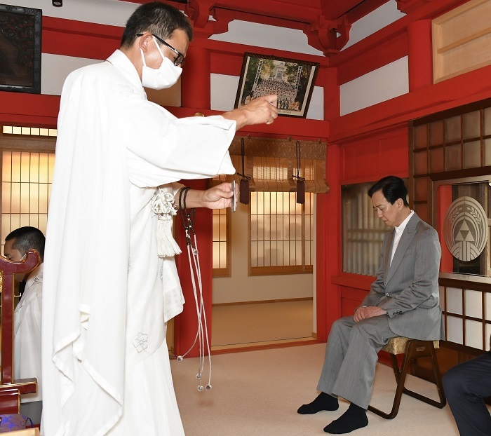 坂東玉三郎　陽運寺にて