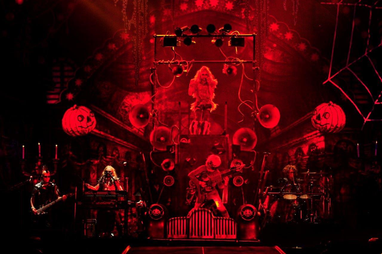 VAMPS /（カメラマン）今元秀明、緒車寿一、田中和子