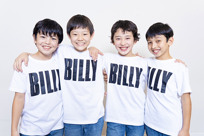 新ビリー・エリオット役の4人：（左から）川口 調、利田太一、中村海琉、渡部出日寿