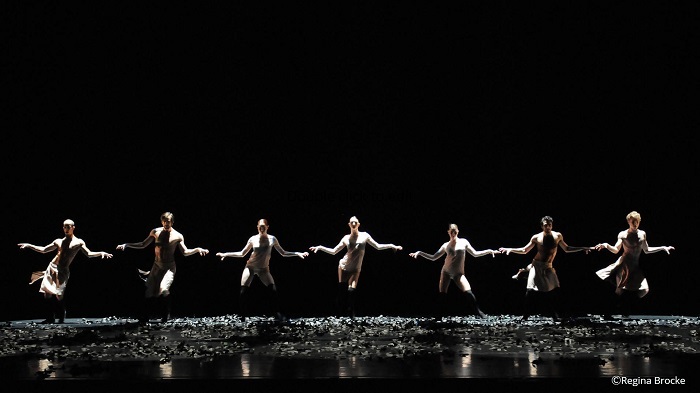 『Malasangre』 （C)Regina Brocke