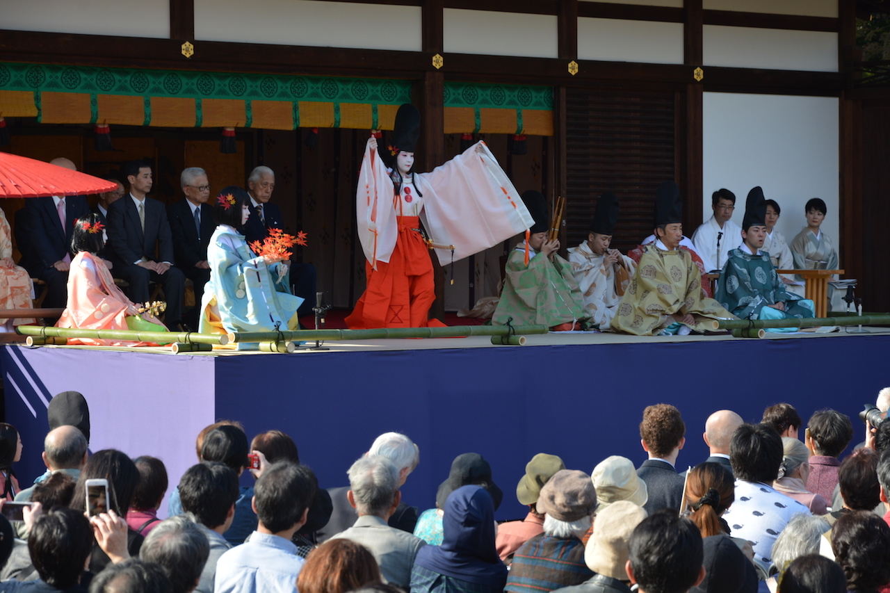 北野天満宮 紅梅殿「船出の庭」にて菅公顕彰・和漢朗詠「春の曲水の宴