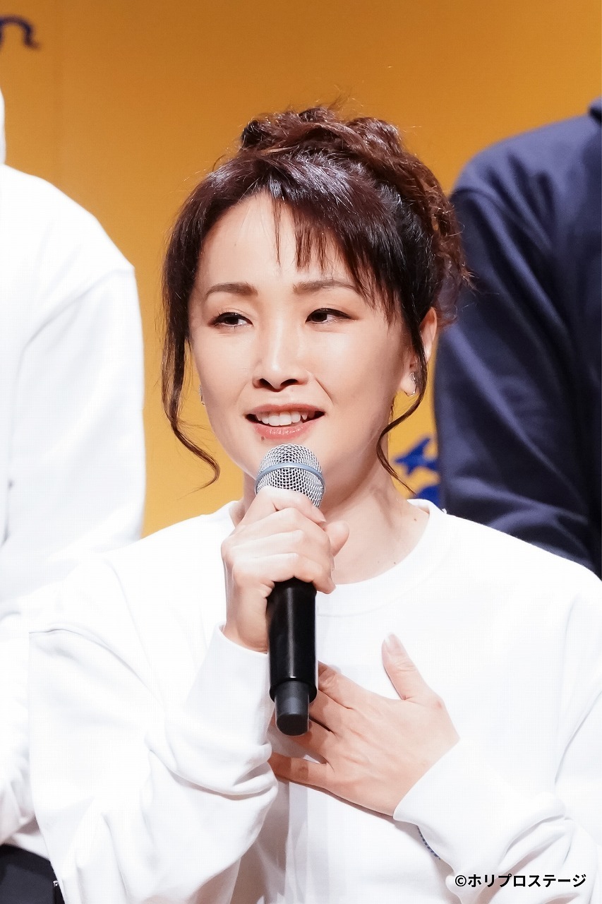 濱田めぐみ 　　　　　撮影：田中亜紀