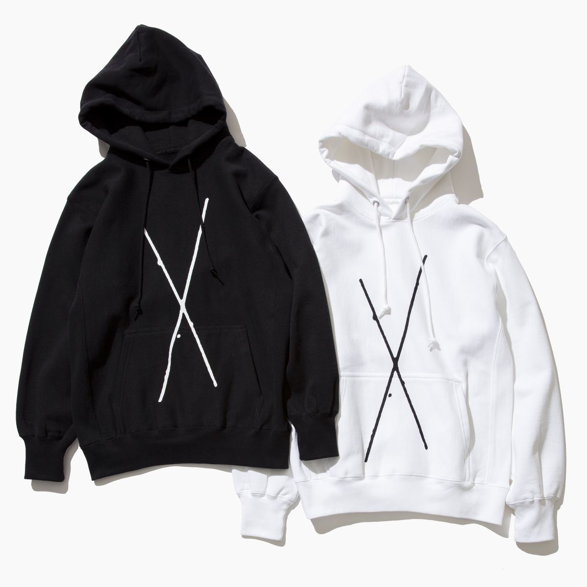 2“X(Kiss)” Hoodie