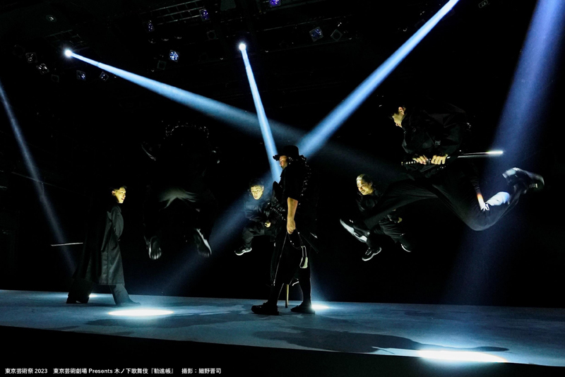東京芸術祭 2023　東京芸術劇場 Presents 木ノ下歌舞伎『勧進帳』　撮影：細野晋司