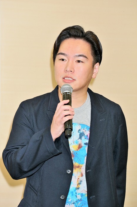 原田諒