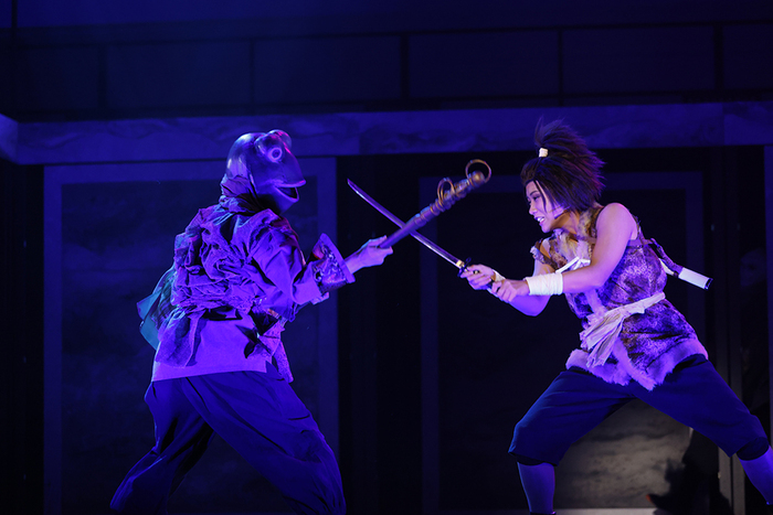 (C)賀来ゆうじ／集英社・エイベックスピクチャーズ