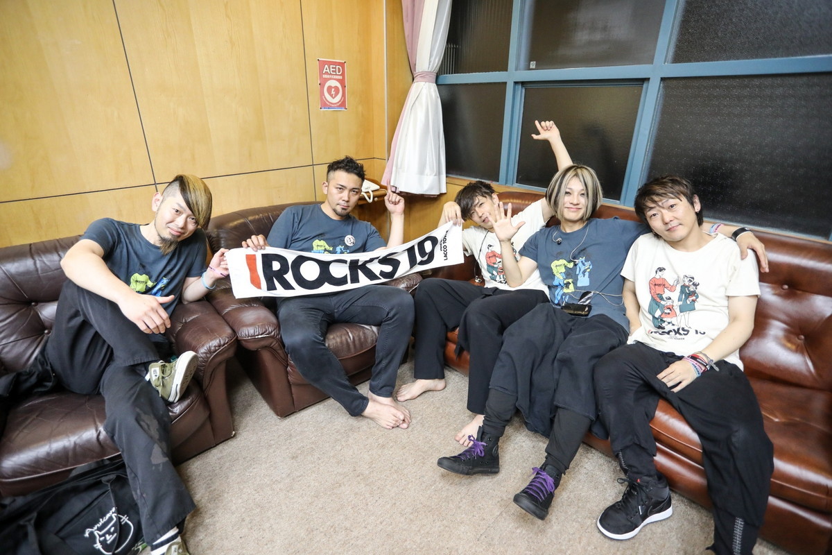 LACCO TOWER Photo by 鈴木公平