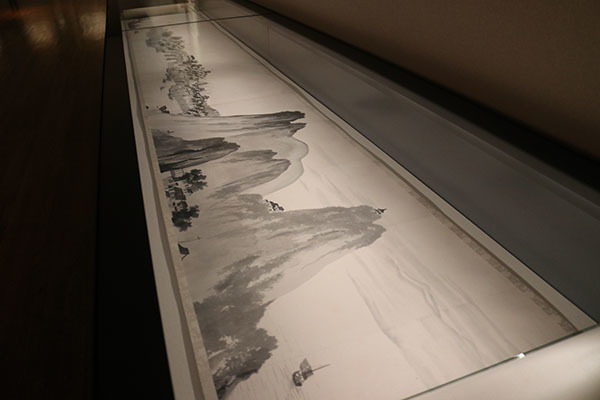 横山大観《楚水の巻》（部分）1910（明治43）年。初の水墨画巻で全長14メートル以上の大作