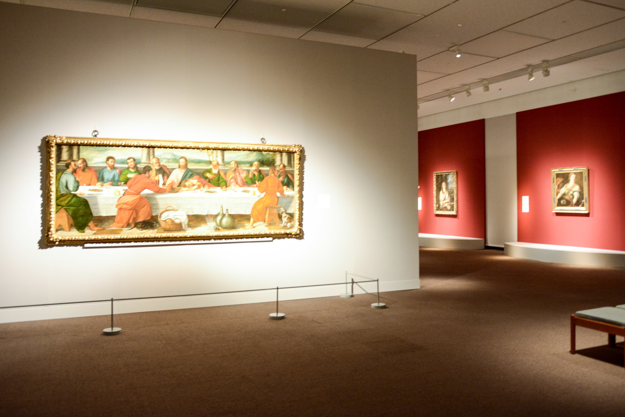 （左）ボニファーチョ・ヴェロネーゼと助手《最後の晩餐》1540-45年、フィレンツェ、ウフィツィ美術館