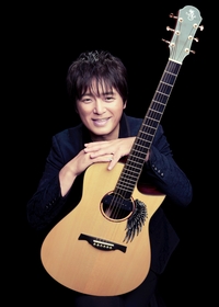 もはや押尾コータローのライフワークと言える豪華ゲストを迎えたクリスマスコンサート直前に、その見どころと思いを訊く