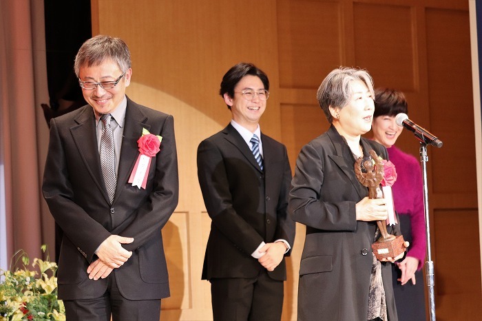 永井さんが松尾貴史さん、柳下大さん、馬渕英里何さんを壇上に！