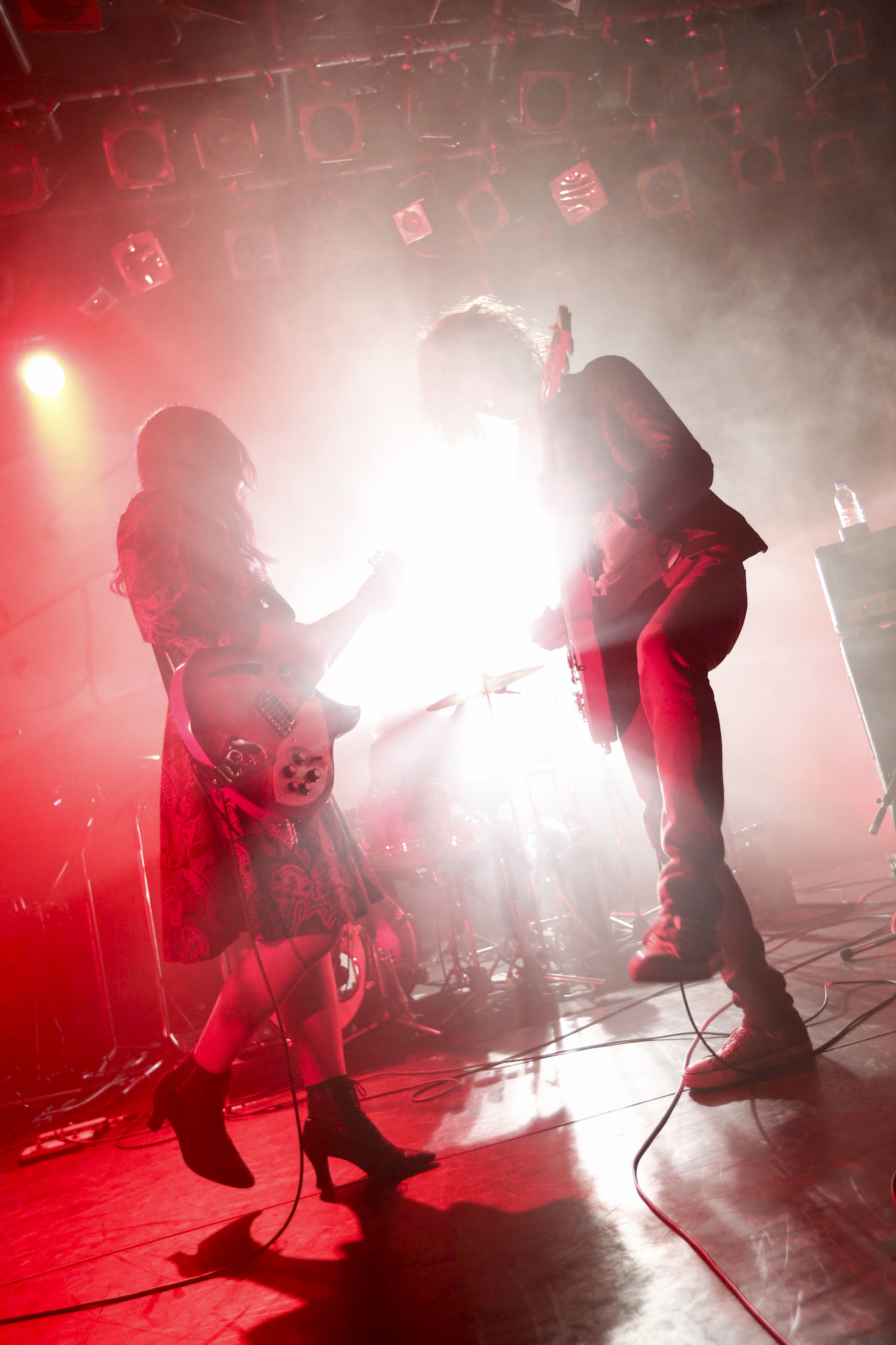 GLIM SPANKY 　Photo by HAJIME KAMIIISAKA