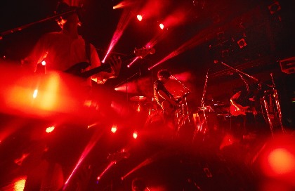 韓国の4人組ロックバンド・NELL、チケット即完の東京公演『NELL’S SEASON 2018<THE COLORS>』をレポート