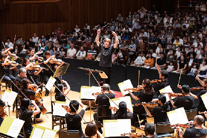 池袋でフレッシュな音楽とダンスを楽しむ「サラダ音楽祭」、大野和士＋都響＋Noismらが＜歌う！聴く！踊る！＞