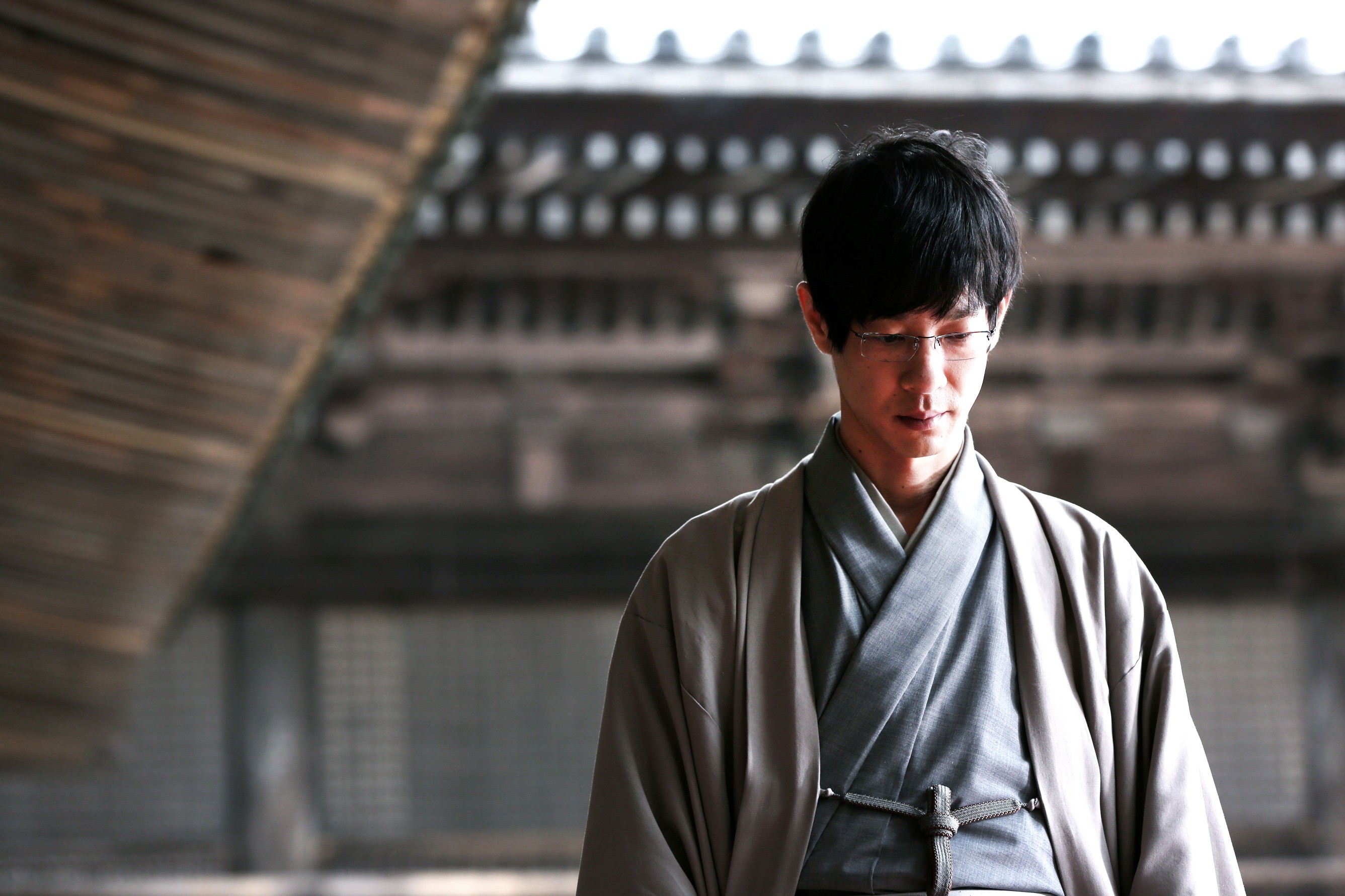 宗谷冬司（加瀬亮） ​（C）2017 映画「３月のライオン」製作委員会