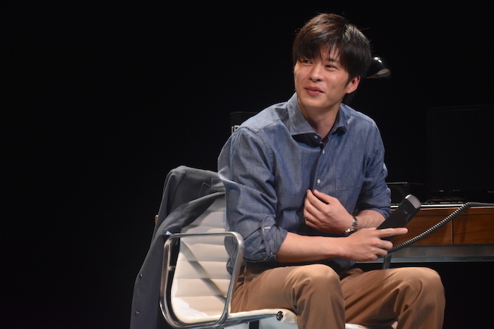 田中哲司、田中圭ら実力派俳優が熱演 『サメと泳ぐ』ゲネプロレポート