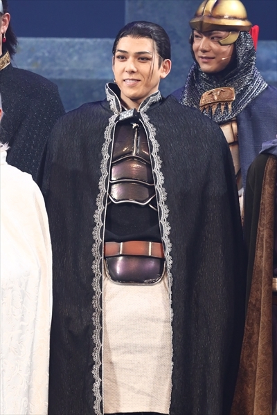 【ダリューン】加藤将 (C)荒川弘・田中芳樹・講談社/エイベックスピクチャーズ