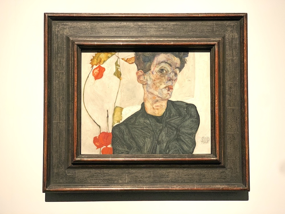『レオポルド美術館 エゴン・シーレ展 ウィーンが生んだ若き天才』 エゴン・シーレ《ほおずきの実のある自画像》1912年 レオポルド美術館