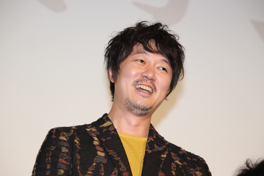 新井浩文