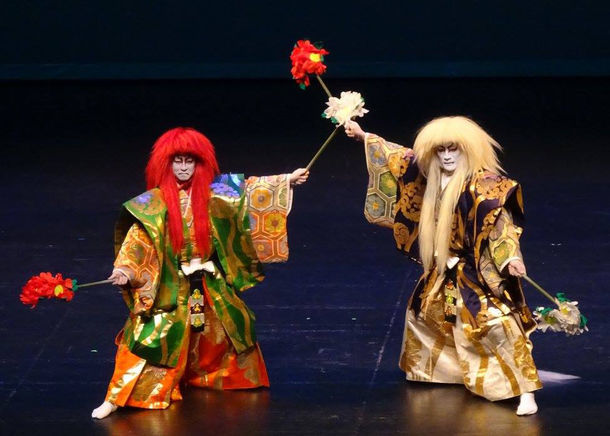 演目「連獅子」より。