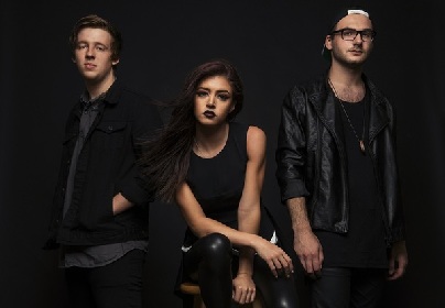 AGAINST THE CURRENT、最新アルバム『In Our Bones』より「Wasteland」のMV公開！