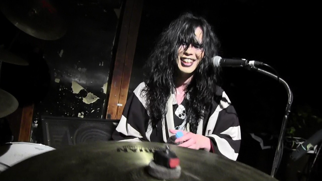 首振りDolls