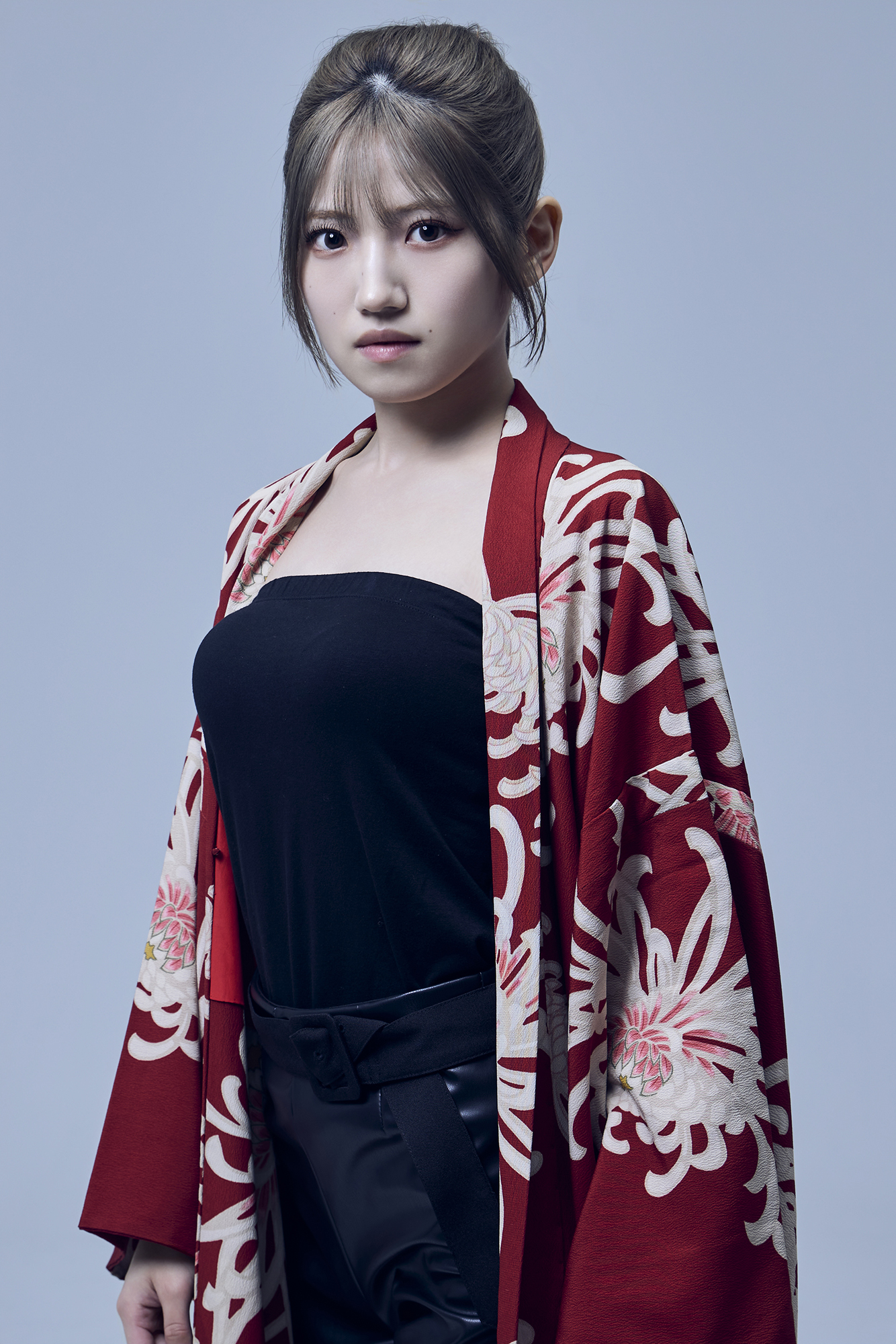 村山彩希