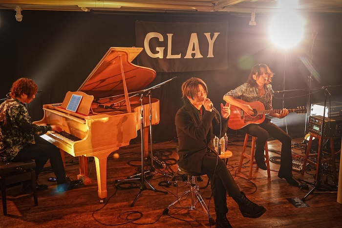 TERU、TAKURO、GLAYの音楽活動の原点である「あうん堂」より配信ライブ