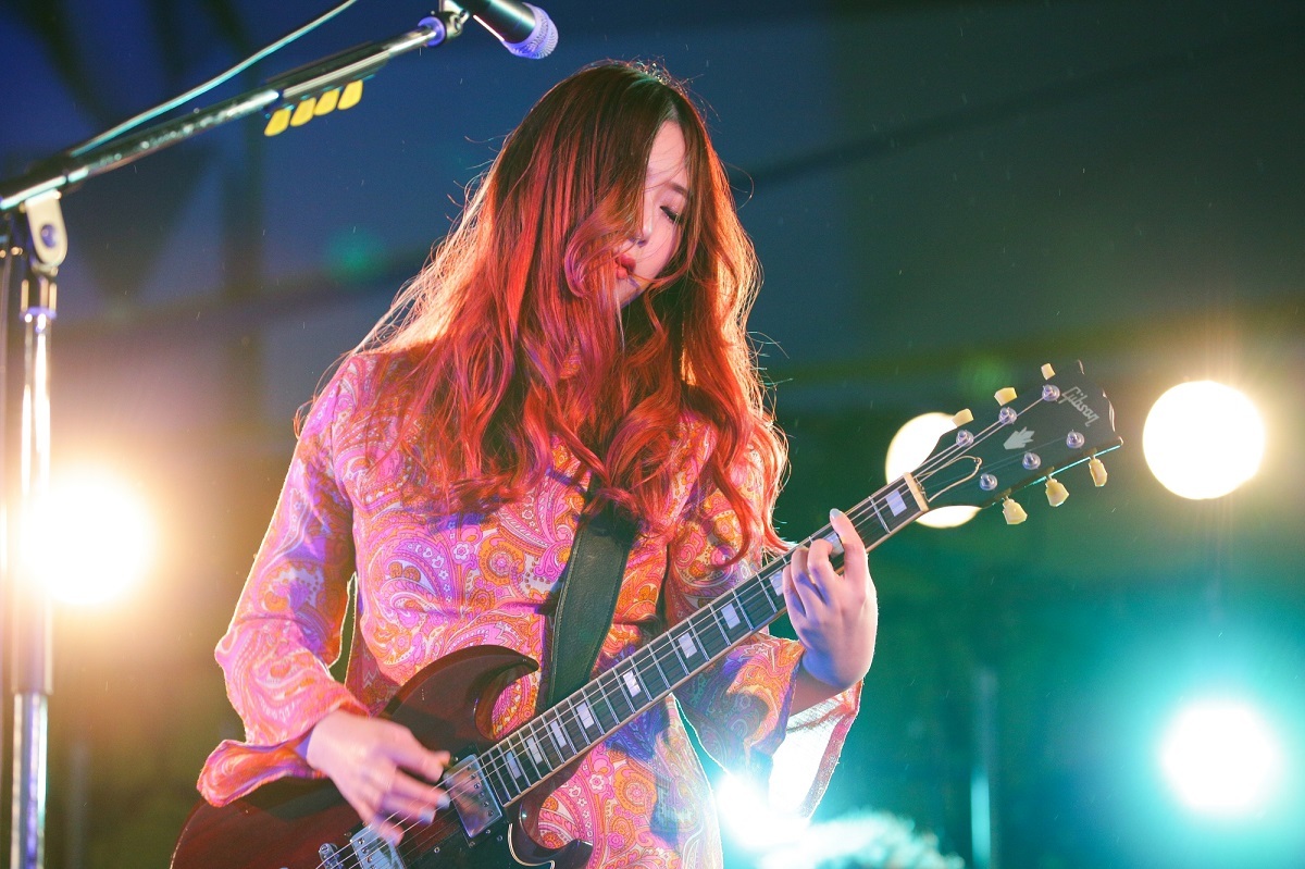 GLIM SPANKY 撮影＝KAZUKI WATANABE