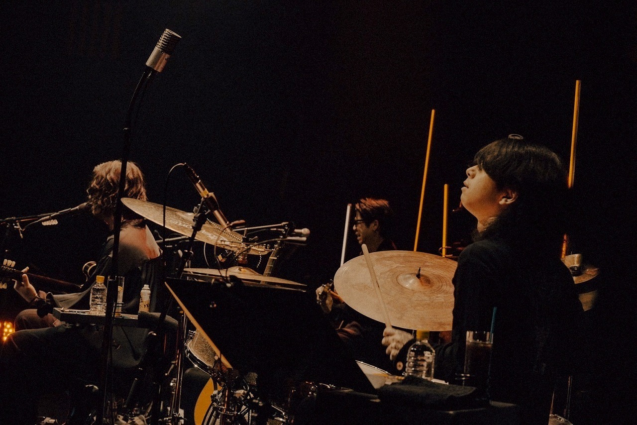 SIX LOUNGE　撮影＝masushi watanabe