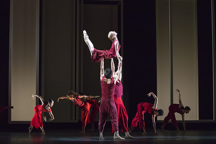 「幽玄」Yugen.  Artists of The Royal Ballet © ROH, 2018. Photographed by Andrej Uspenski