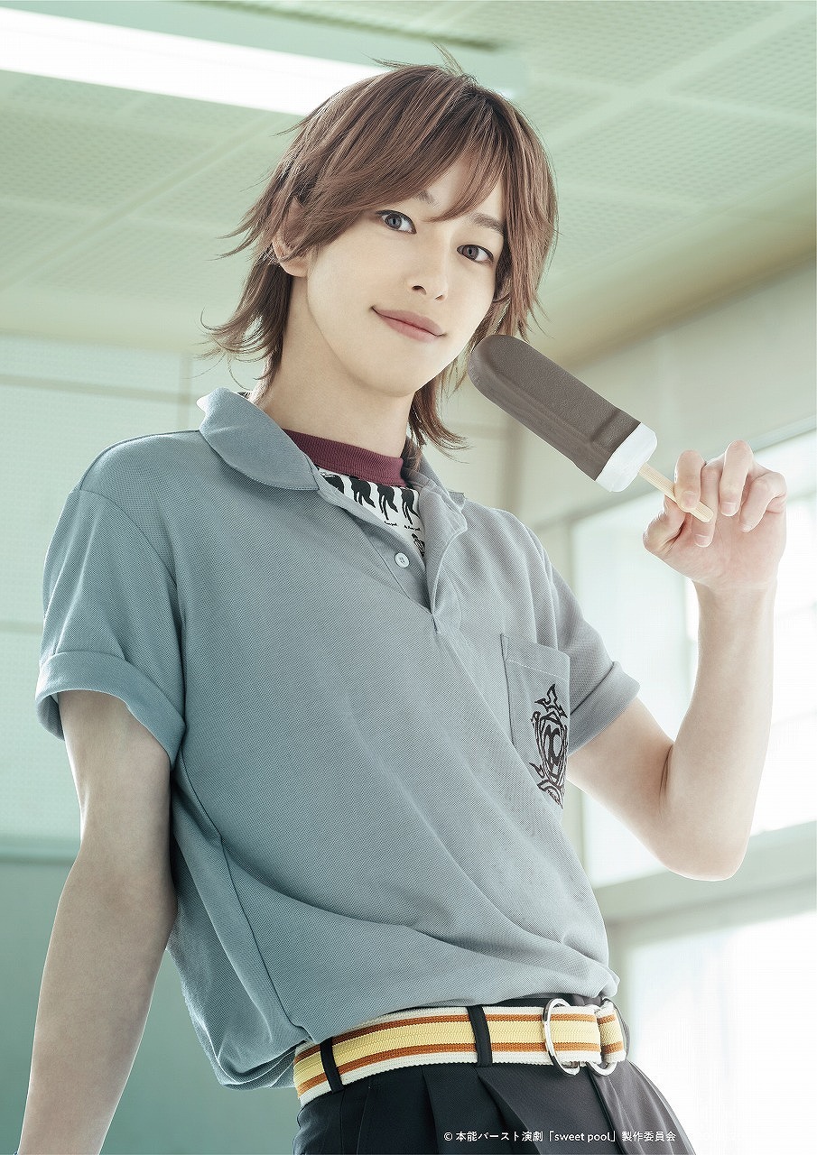 三田 睦役　杉江大志 　（C)本能バースト演劇「sweet pool」製作委員会　 （C)2008-2022 Nitroplus