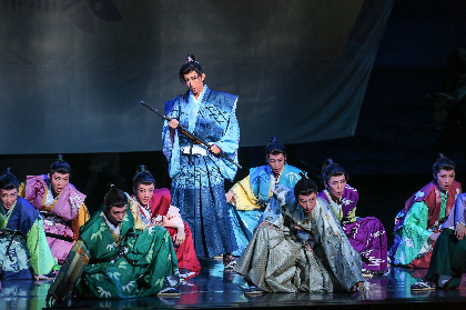 宝塚歌劇宙組トップスター・真風涼帆が異国で伝説化した侍を演じる 