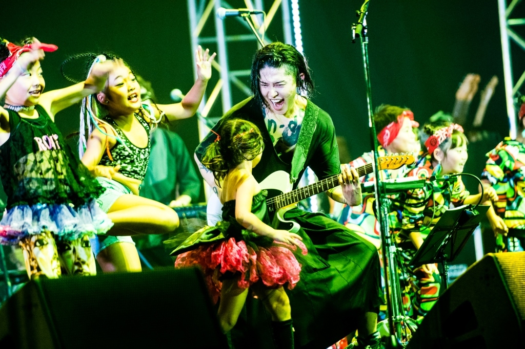 MIYAVI Photo by Yusuke Okada、Keiko Tanabe
