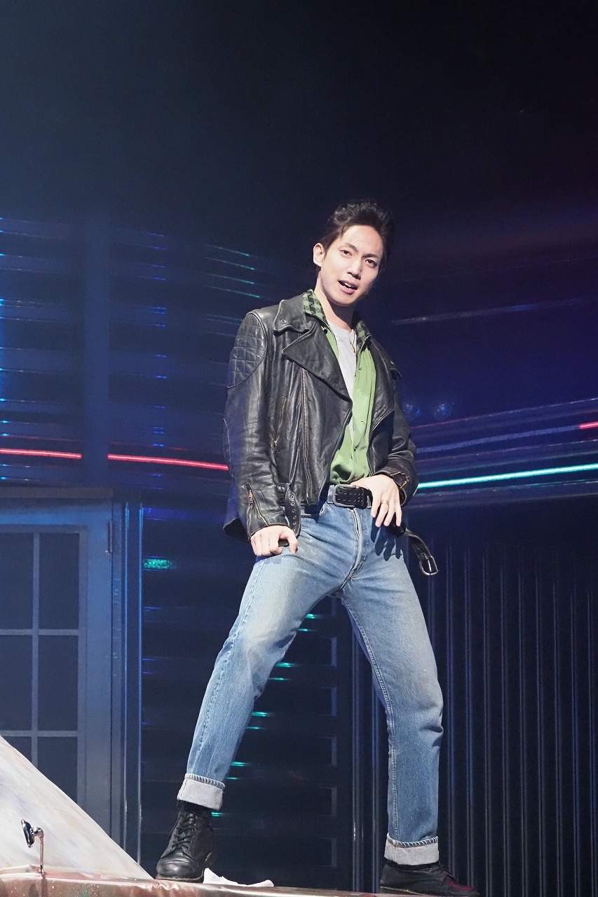 ミュージカル『GREASE』舞台写真