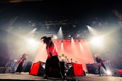 DEZERT、渾身の“今日”を魅せた『SPECIAL LIVE 2020 