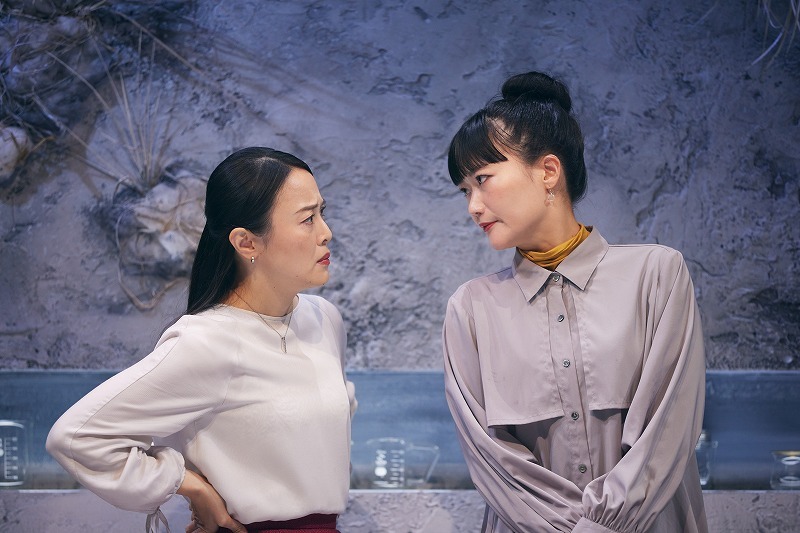 左から　林田麻里／李千鶴 　撮影：市川唯人