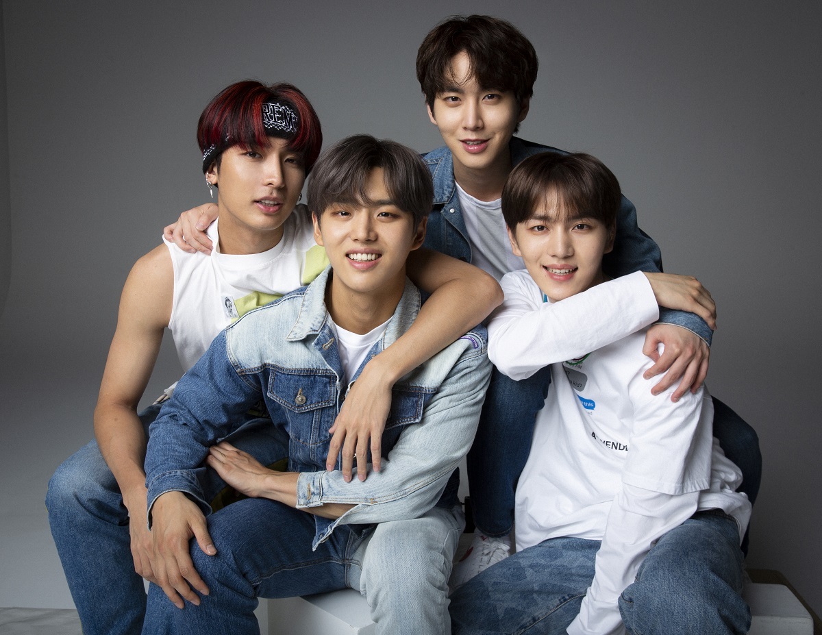 PENTAGON 撮影＝横井明彦