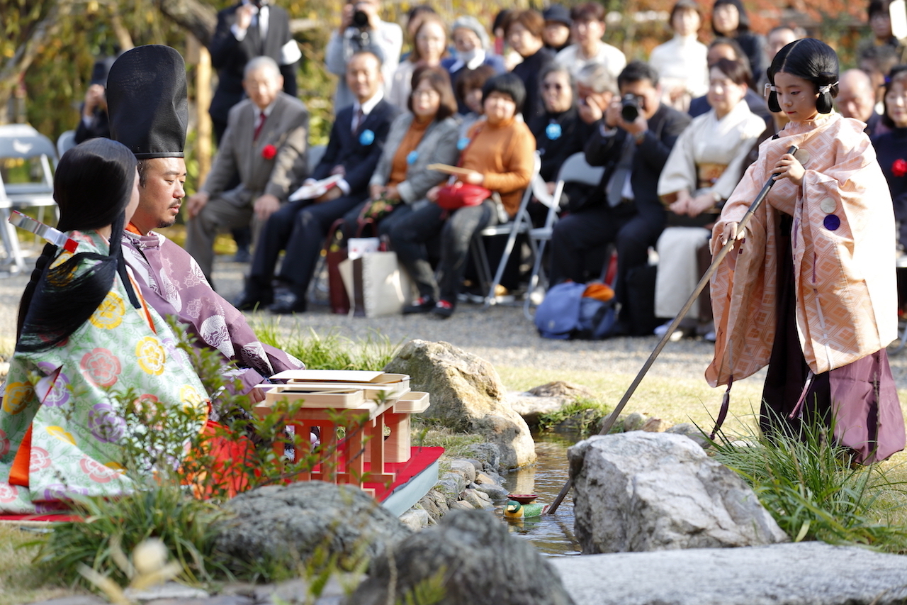 北野天満宮 紅梅殿「船出の庭」にて菅公顕彰・和漢朗詠「春の曲水の宴