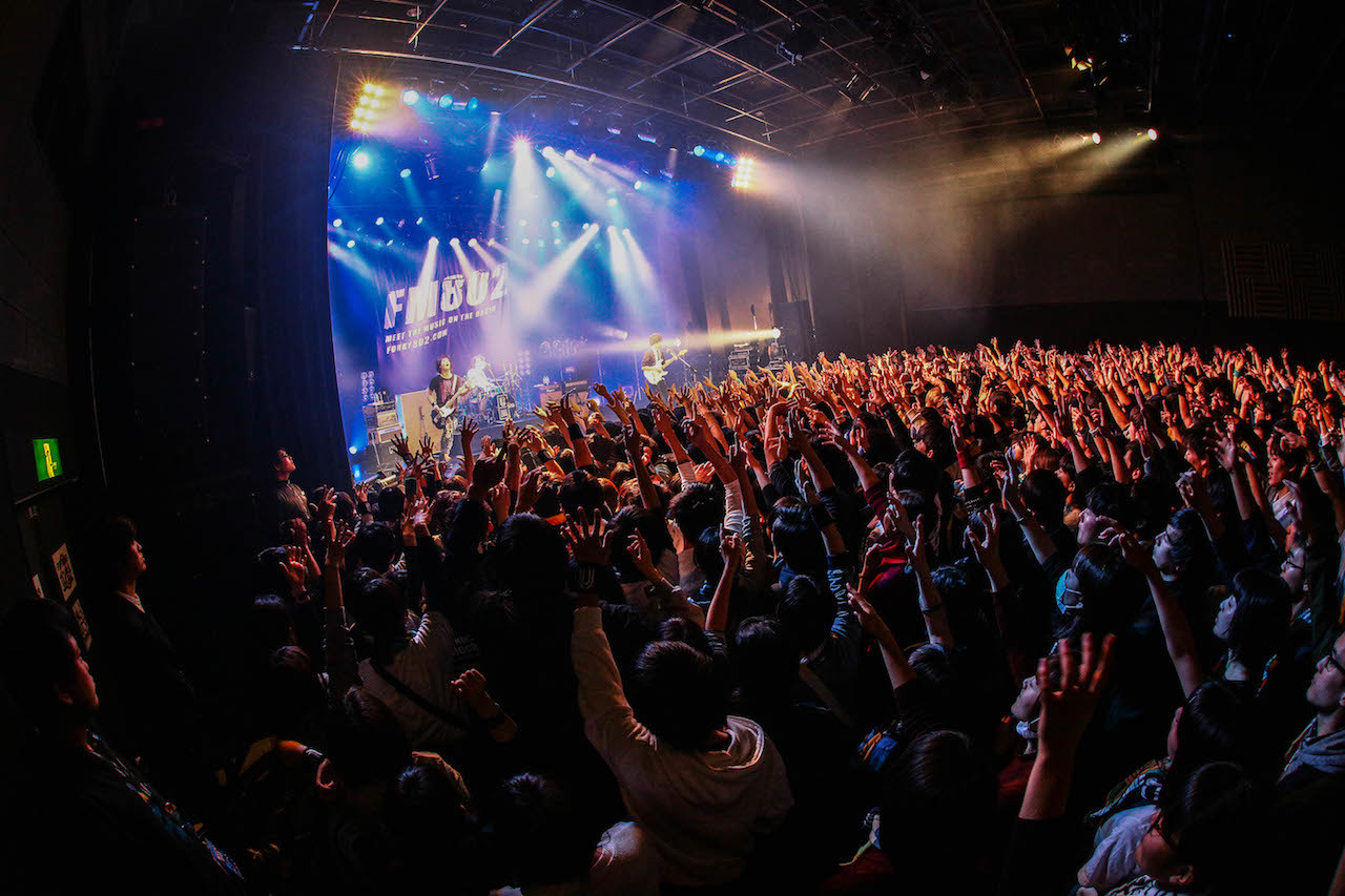 UNISON SQUARE GARDEN と『 ROCK KIDS 802 -OCHIKEN Goes ON UNISON SQUARE GARDEN と『 ROCK KIDS 802 -OCHIKEN Goes ON