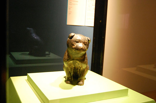 子犬（13世紀、京都・高山寺所蔵）