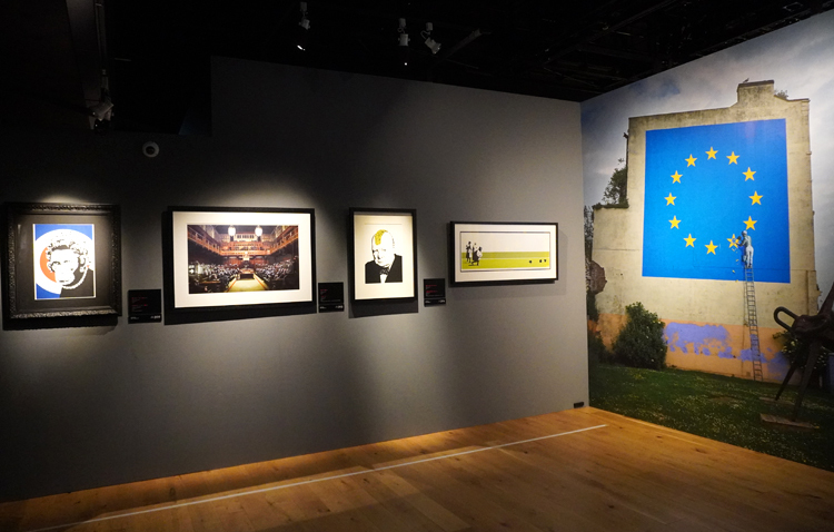 『バンクシー展　天才か反逆者か』会場風景。「政治」の章。