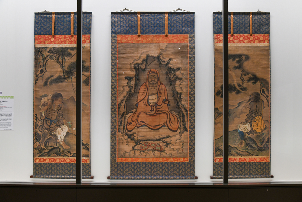 《達磨・蝦蟇鉄拐図》　吉山明兆筆　室町時代　15世紀　東福寺蔵