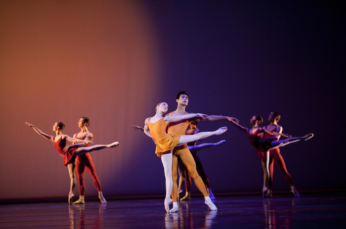 Sarah Lamb and Ryoichi Hirano in Concerto (c) Johan Persson ROH 2010