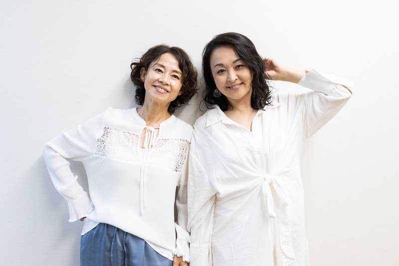 （左から）土居裕子、飯野めぐみ