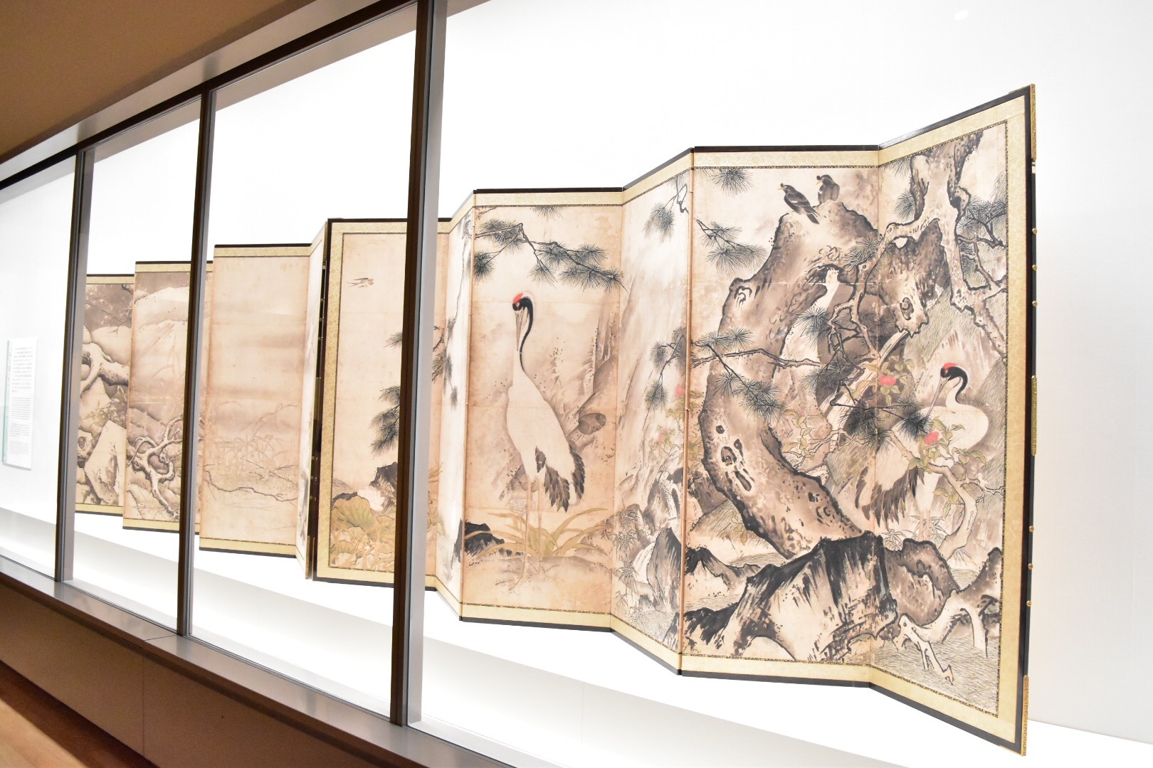 四季花鳥図屏風 重要文化財 雪舟等楊筆 室町時代・15世紀 京都国立博物館蔵［展示期間：4月13日〜5月6日］
