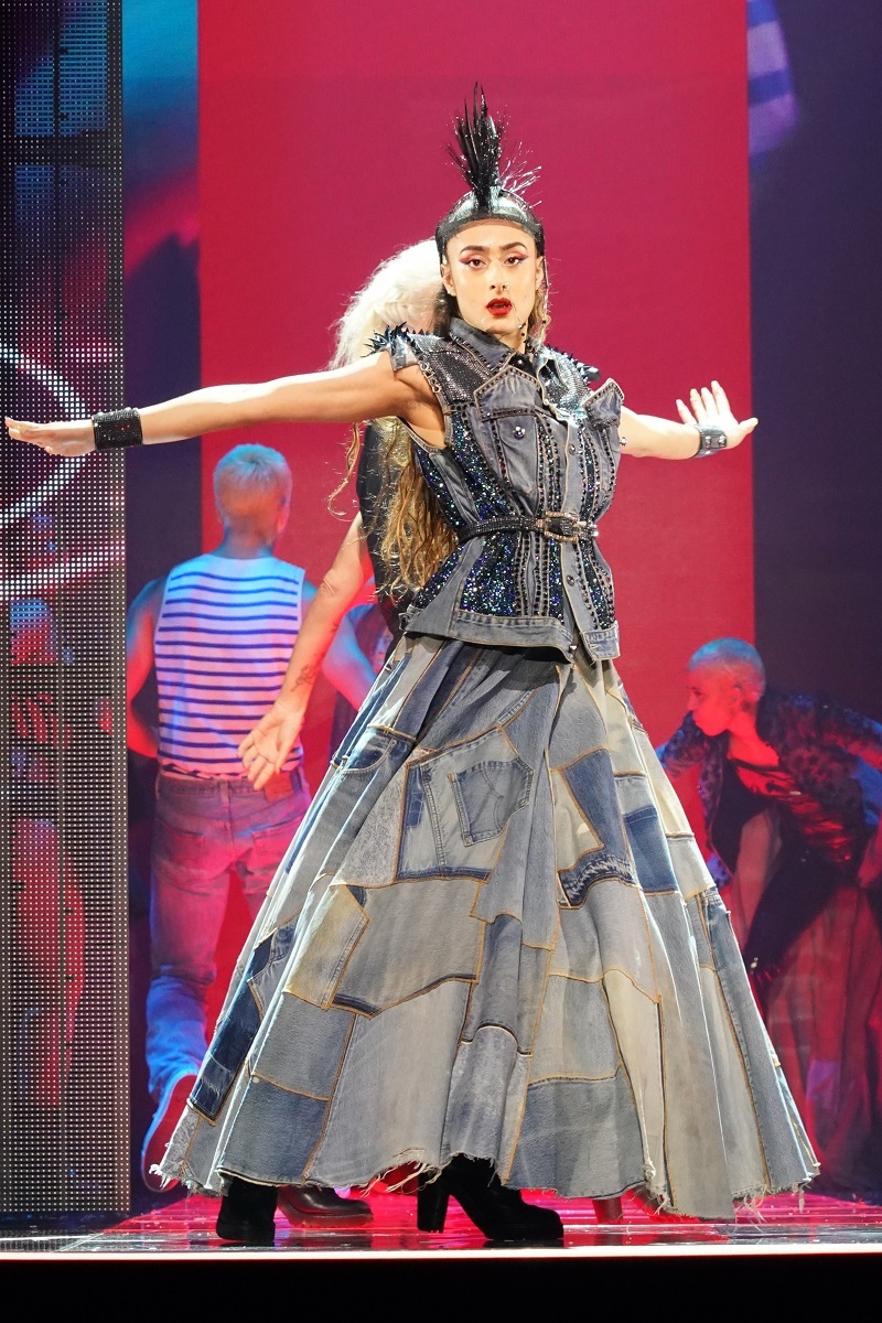 『ファッションフリークショー』 